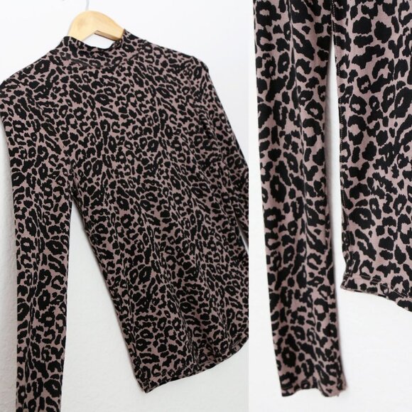Free People Leopard Animal Print Soft Jersey Mock Neck Long Sleeve Top Button XS - Picture 8 of 15